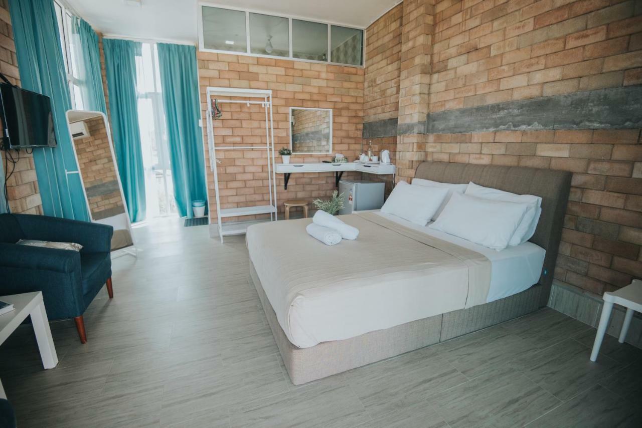 Ombak Deru Lodge Marang Zewnętrze zdjęcie